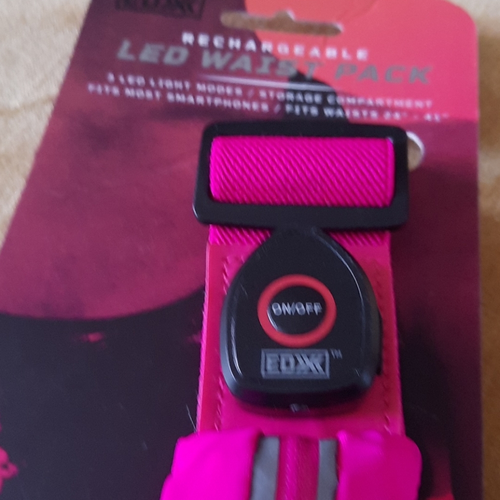 EDX

LED  LED WAIST PACK - Picture 4 of 6
